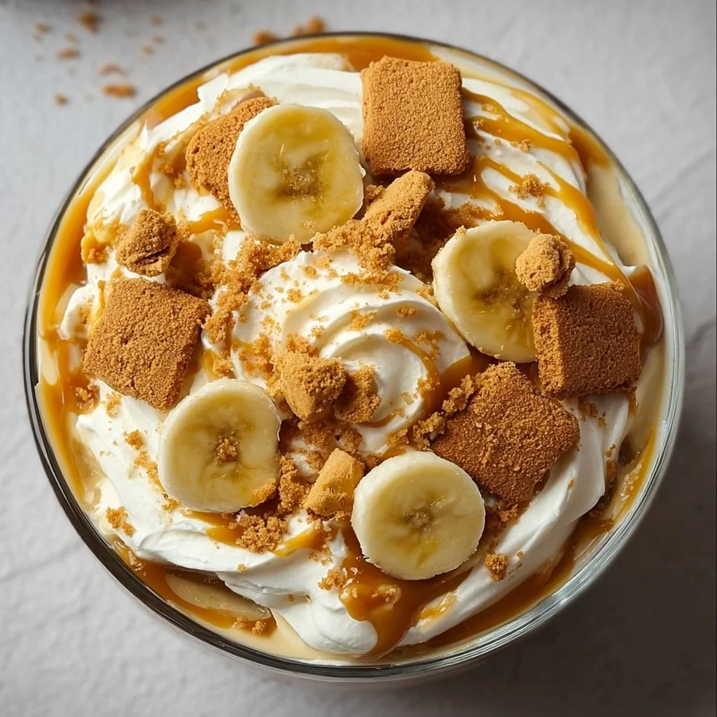 Delicious Biscoff Banana Pudding topped with caramel